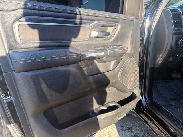 Used 2023 RAM 1500 Laramie AWD/4WD image 17