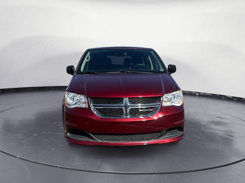 Used 2019 Dodge Grand Caravan SE FWD image 8