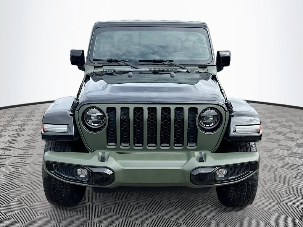 Certified 2021 Jeep Gladiator Overland AWD/4WD image 2