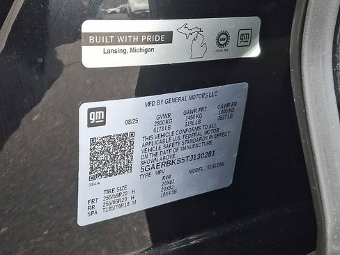 Used 2026 Buick Enclave Sport Touring w/ Power Package image 31