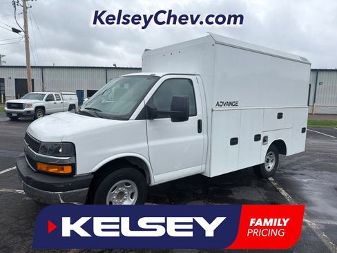 New 2026 Chevrolet Express 3500 w/ Power Convenience Package RWD image 1