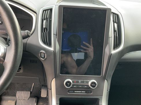 Used 2021 Ford Edge SEL image 14