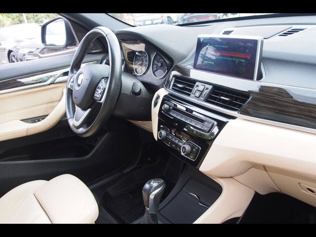 Used 2018 BMW X1 xDrive28i AWD/4WD image 10