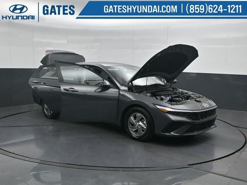 New 2026 Hyundai Elantra SE FWD image 53