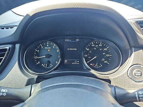 Used 2021 Nissan Rogue Sport SV w/ Technology Package AWD/4WD image 19