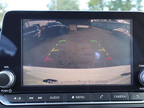 Used 2025 Nissan Altima 2.5 SV image 20