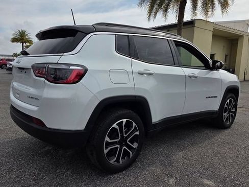 Used 2023 Jeep Compass Limited AWD/4WD image 7