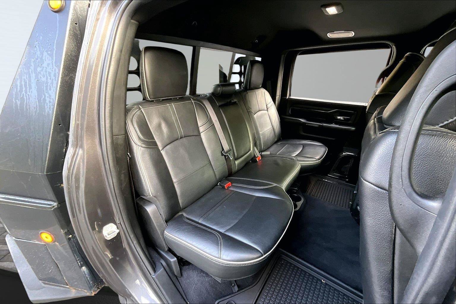 Used 2024 RAM 4500 4x4 Crew Cab DRW image 28
