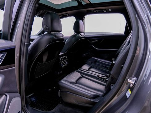 Used 2018 Audi Q7 3.0T Prestige w/ Prestige Package image 47