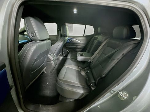 Used 2024 Chevrolet Equinox EV LT FWD image 27