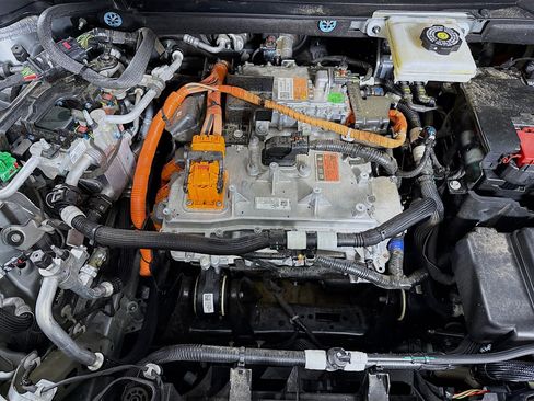 Used 2025 Chevrolet Equinox EV RS w/ Convenience Package II image 38