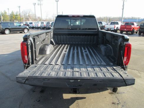 Used 2023 GMC Sierra 3500 Denali w/ Denali Ultimate Package image 7