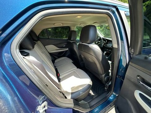 Used 2019 Buick Encore Preferred FWD image 17