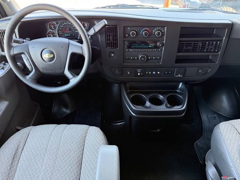 Used 2023 Chevrolet Express 3500 LT w/ LT Preferred Equipment Group RWD image 20