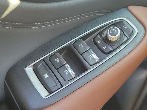 Certified 2025 Subaru Outback Touring image 25