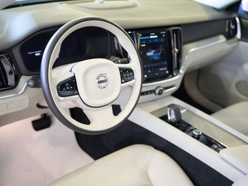 Certified 2025 Volvo V60 B5 Cross Country Plus image 8