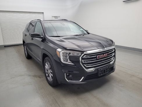 Used 2023 GMC Terrain SLT w/ Infotainment Package II AWD/4WD image 13
