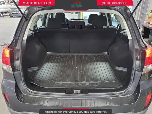 Used 2011 Subaru Outback 2.5i image 11