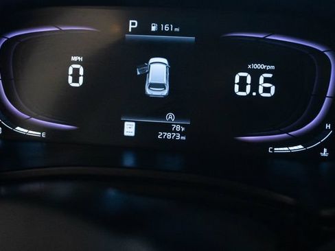 Used 2024 Kia Soul LX w/ Option Group 015 FWD image 21