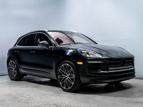 New 2026 Porsche Macan S AWD/4WD image 9