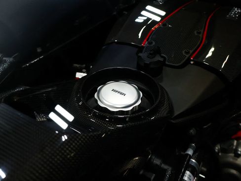 Used 2020 Ferrari 488 Pista image 84