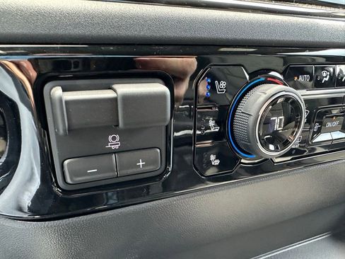 New 2026 Chevrolet Silverado 1500 ZR2 AWD/4WD image 38