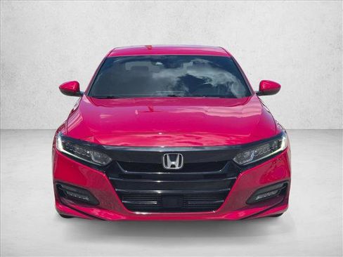 Used 2018 Honda Accord Sport image 2