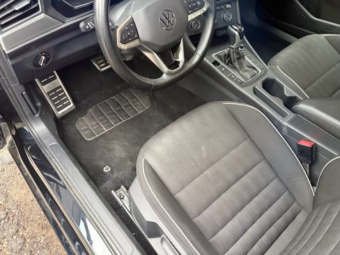 Used 2024 Volkswagen Jetta Sport FWD image 30