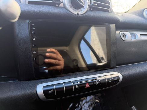 Used 2013 smart fortwo passion image 27