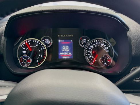 Used 2024 RAM 3500 Big Horn w/ Sport Appearance Package image 4