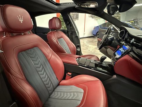 Used 2018 Maserati Quattroporte S GranLusso image 23
