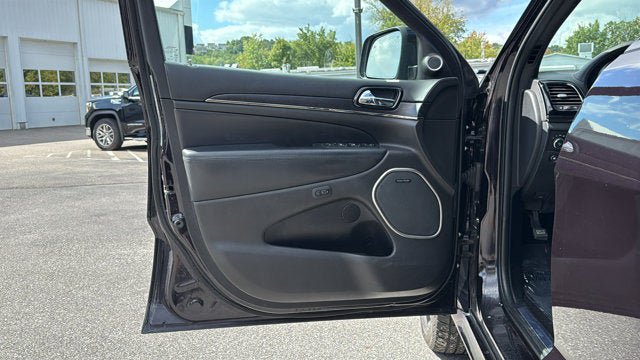 Used 2020 Jeep Grand Cherokee High Altitude AWD/4WD image 12