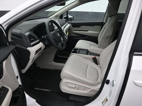 New 2026 Honda Odyssey EX-L image 9