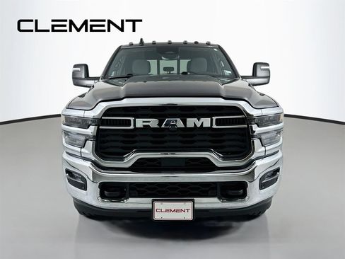 Used 2025 RAM 2500 Tradesman AWD/4WD image 3