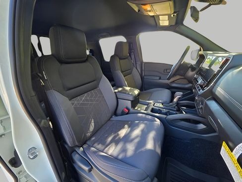 New 2026 Nissan Frontier SV w/ Tow Package AWD/4WD image 12