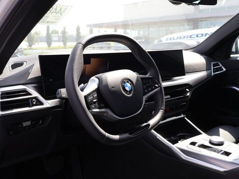 Used 2026 BMW 330i xDrive Sedan w/ Convenience Package AWD/4WD image 19