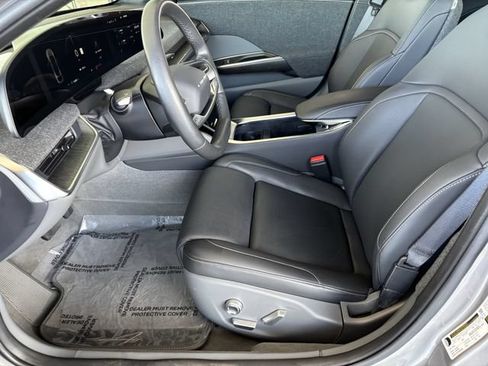 Used 2024 Lucid Air Touring AWD/4WD image 19