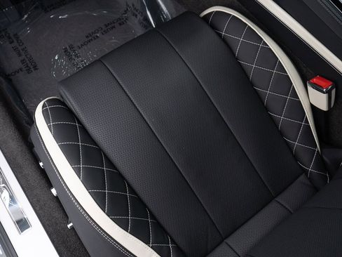 Used 2024 Bentley Continental GT Speed image 19