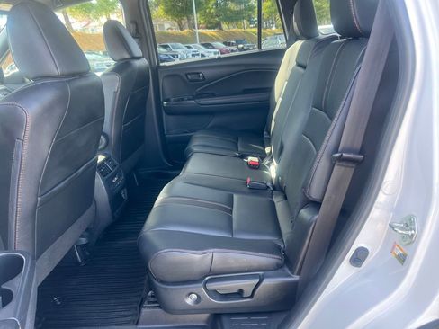 Used 2022 Honda Pilot TrailSport image 25