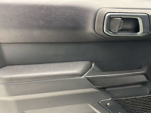 Used 2025 Ford Bronco Outer Banks AWD/4WD image 12