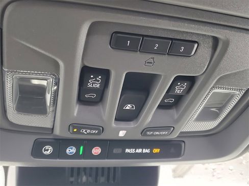 New 2026 GMC Sierra 2500 SLT w/ SLT Premium Package image 29