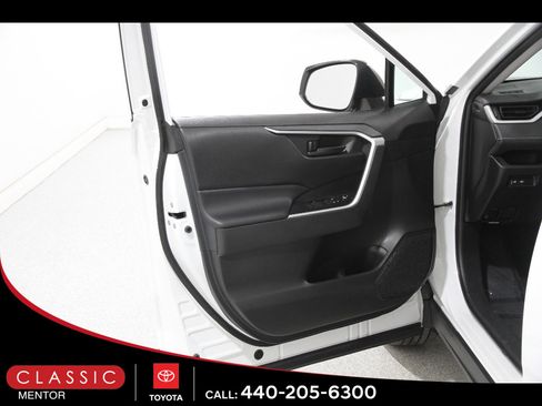 Certified 2023 Toyota RAV4 LE image 4