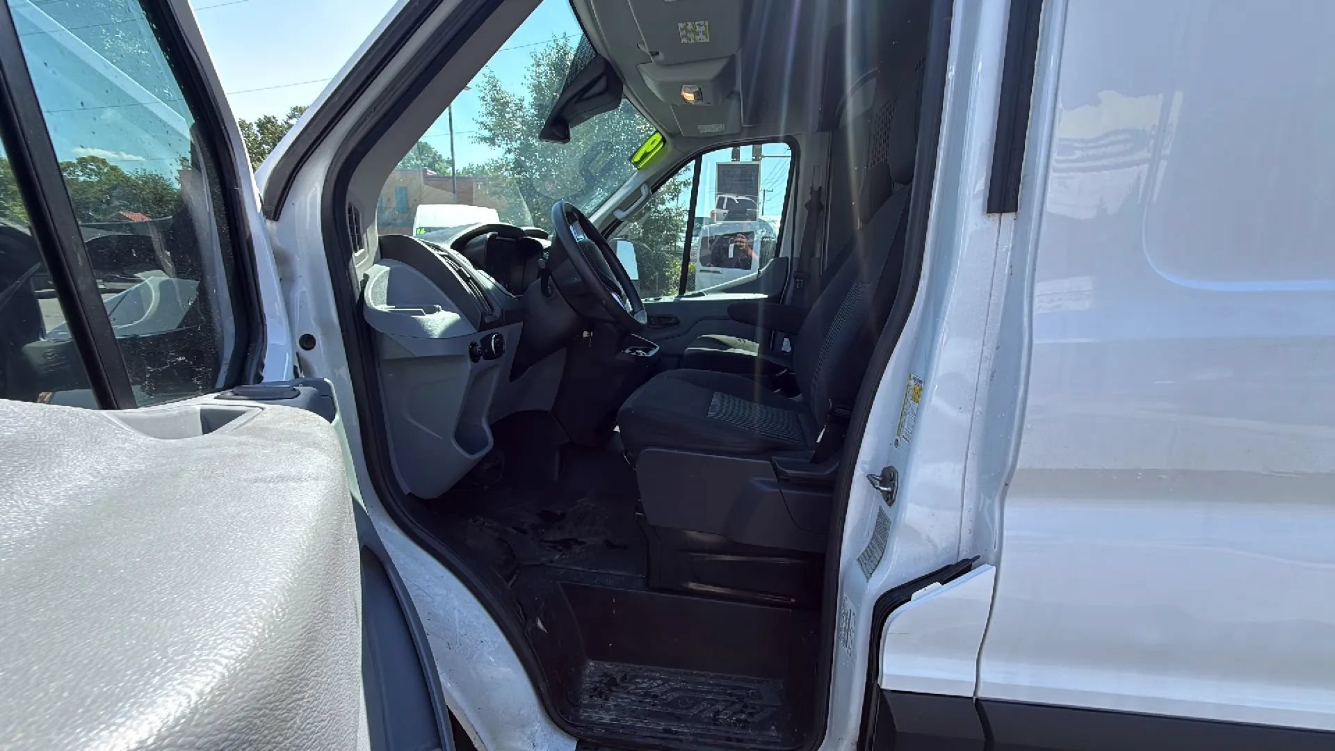 Used 2019 Ford Transit 250 130 Medium Roof w/ Interior Upgrade Package RWD image 12