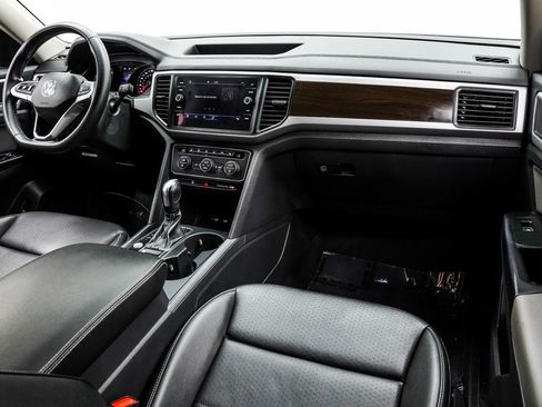 Used 2021 Volkswagen Atlas SE FWD image 19