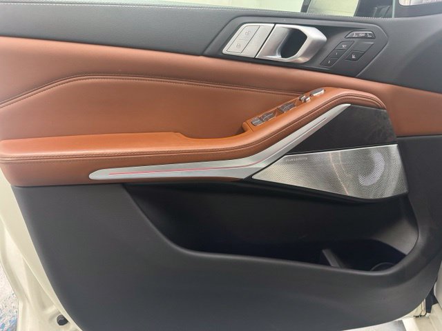 Used 2022 BMW X7 M50i AWD/4WD image 20