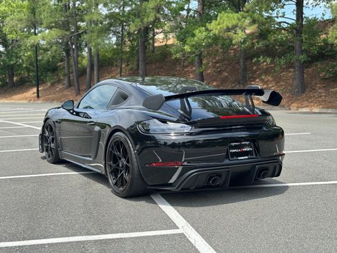 Used 2025 Porsche 718 Cayman GT4 RS RWD image 8