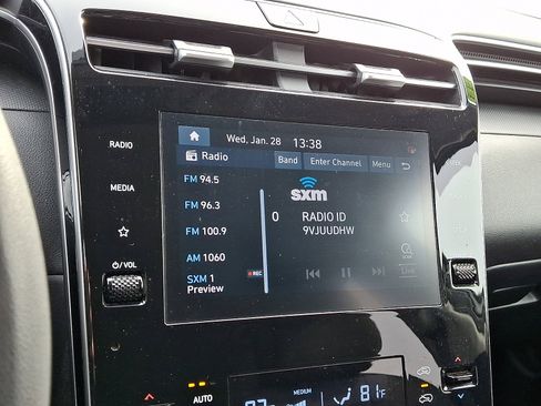 Certified 2022 Hyundai Tucson Blue image 16