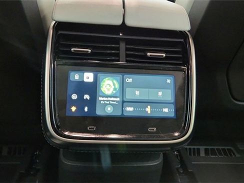 Used 2024 Rivian R1S Adventure image 42