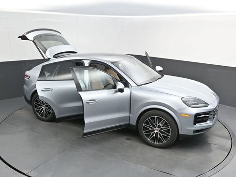 New 2026 Porsche Cayenne E-Hybrid Coupe image 43