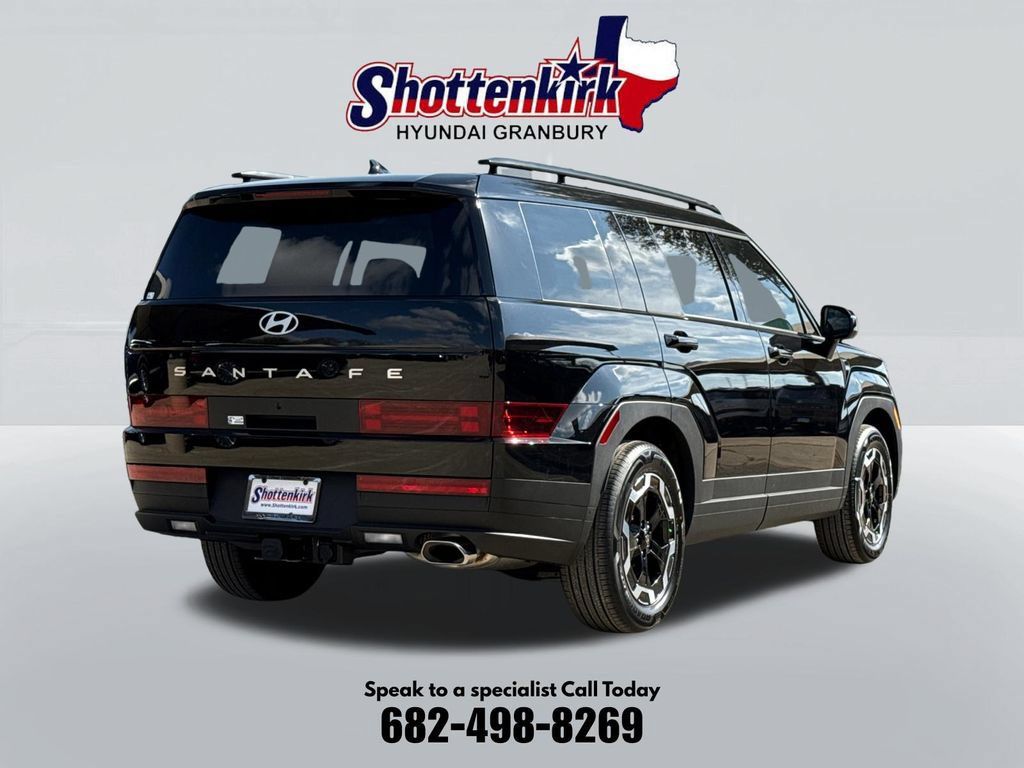 Used 2026 Hyundai Santa Fe SEL w/ Tow & Go Package FWD image 6